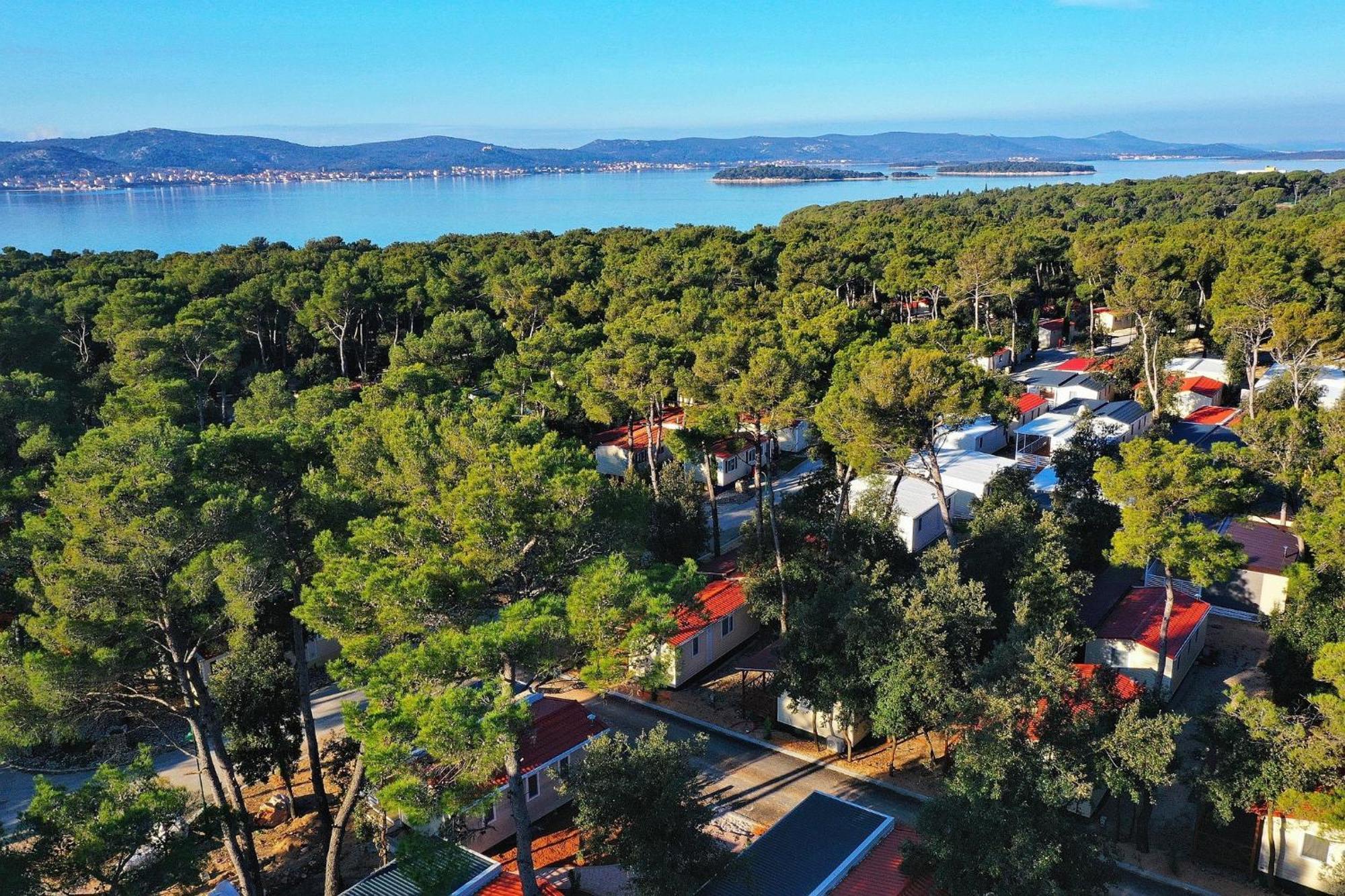 Holiday Homes Mitrović - Camping Park Soline Biograd Na Moru Zewnętrze zdjęcie