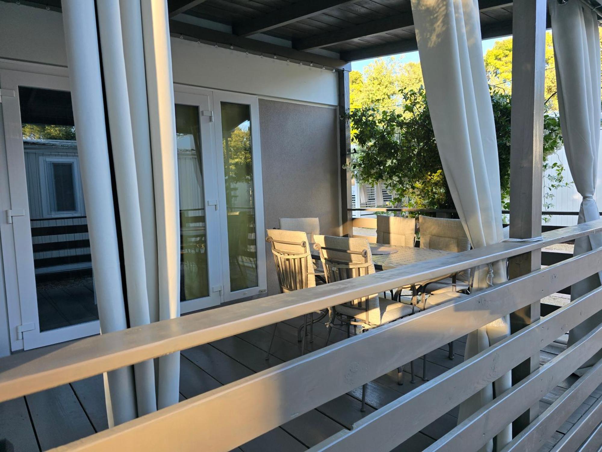 Holiday Homes Mitrović - Camping Park Soline Biograd Na Moru Zewnętrze zdjęcie