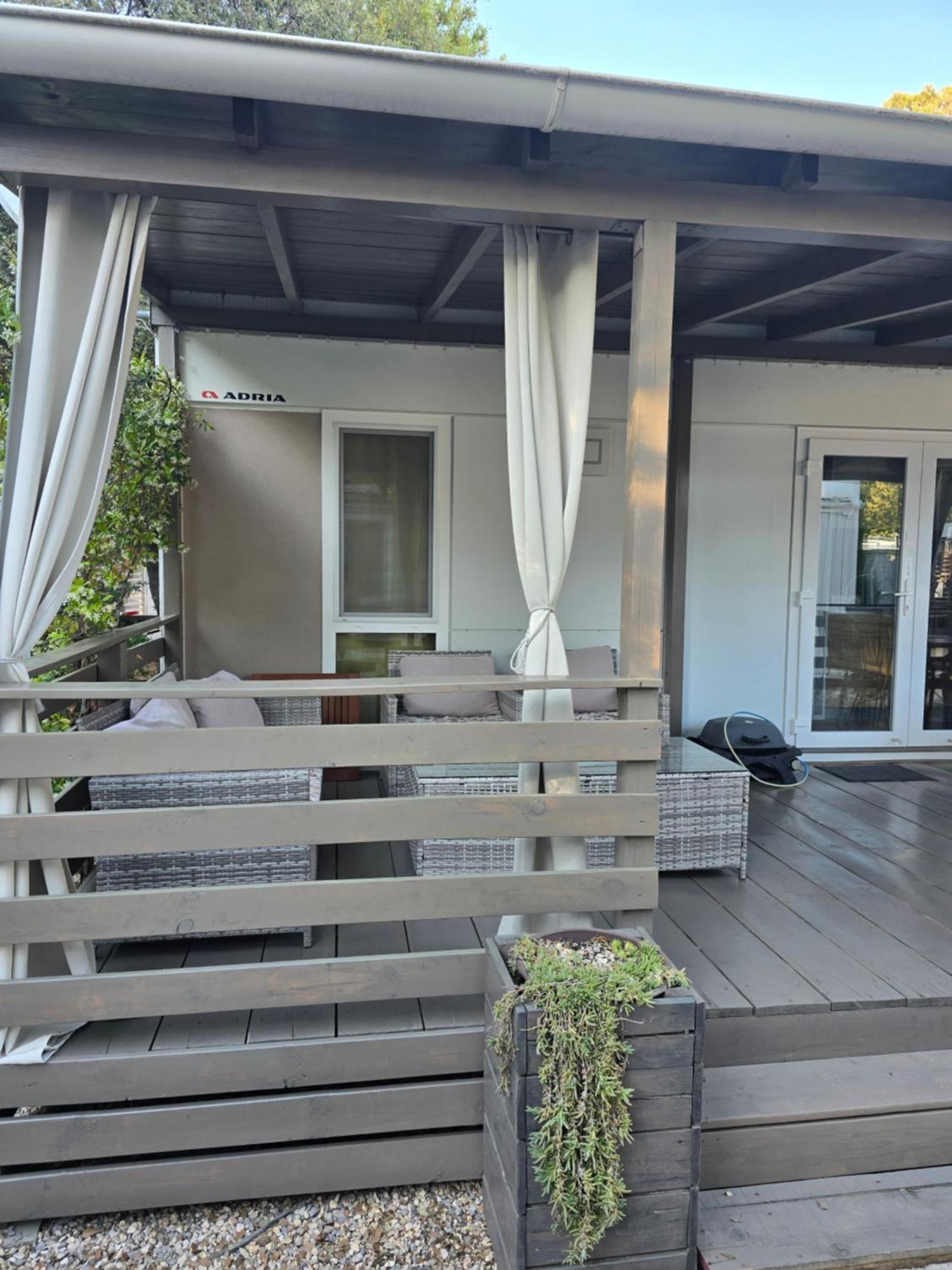 Holiday Homes Mitrović - Camping Park Soline Biograd Na Moru Zewnętrze zdjęcie