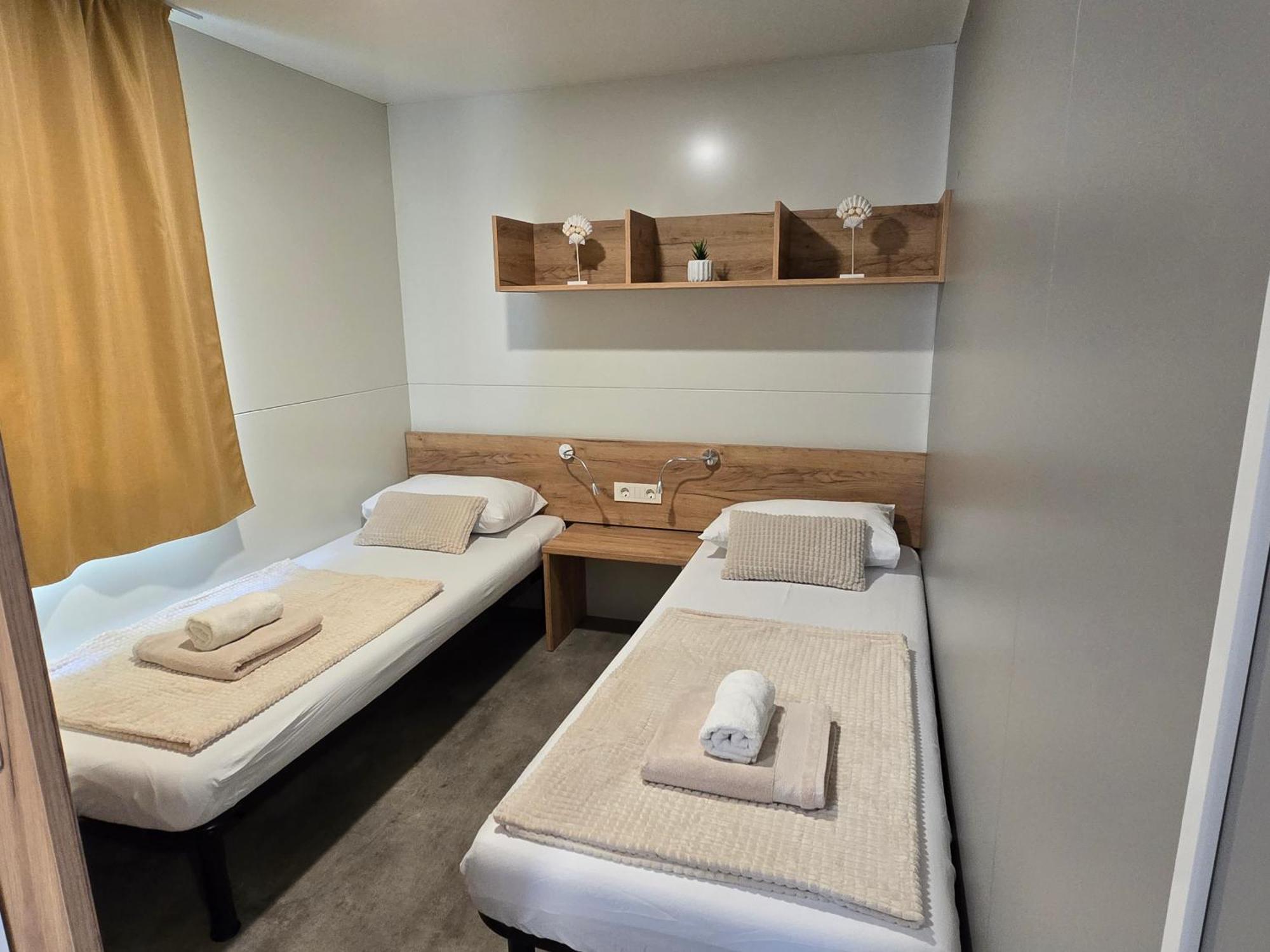 Holiday Homes Mitrović - Camping Park Soline Biograd Na Moru Zewnętrze zdjęcie